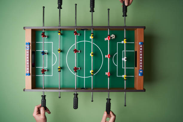 KickMaster Aile Boyu Eğlence: Ahşap Masaüstü Futbol Oyunu