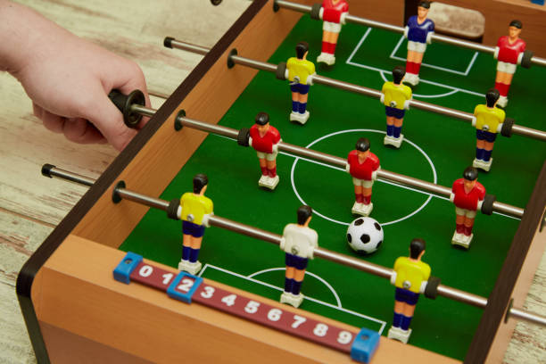 KickMaster Aile Boyu Eğlence: Ahşap Masaüstü Futbol Oyunu